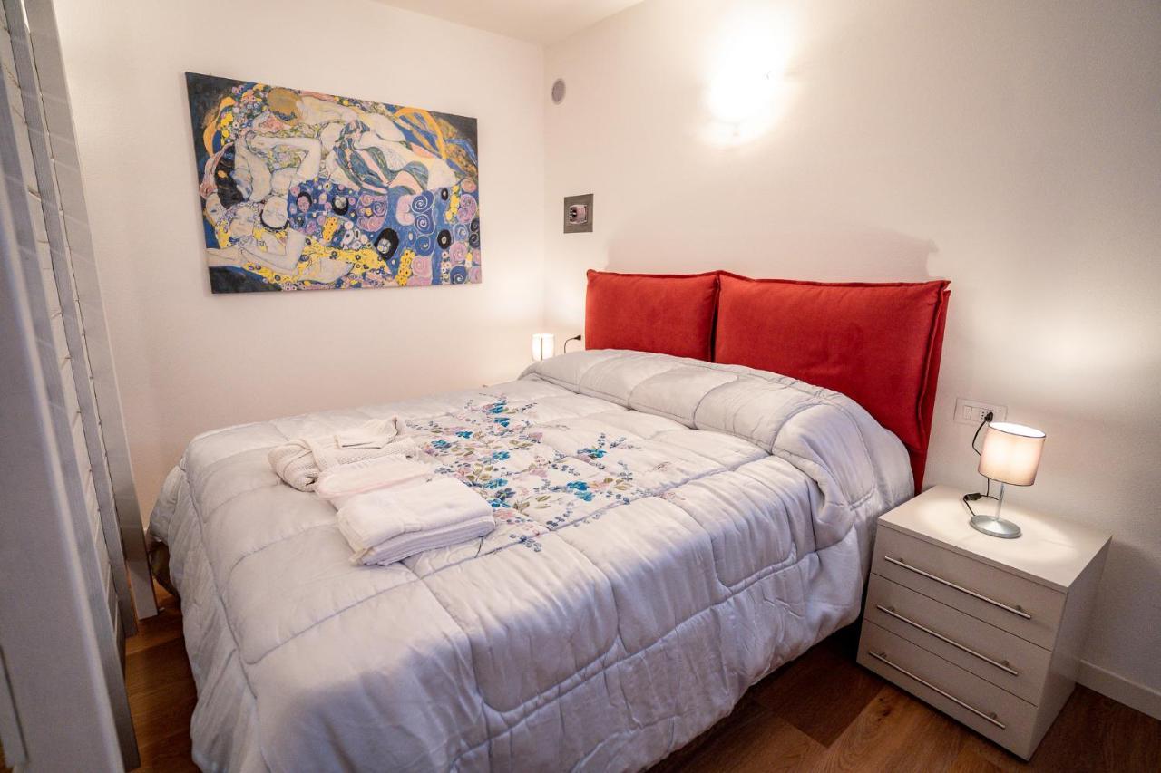 Ss Apostoli Apartment *